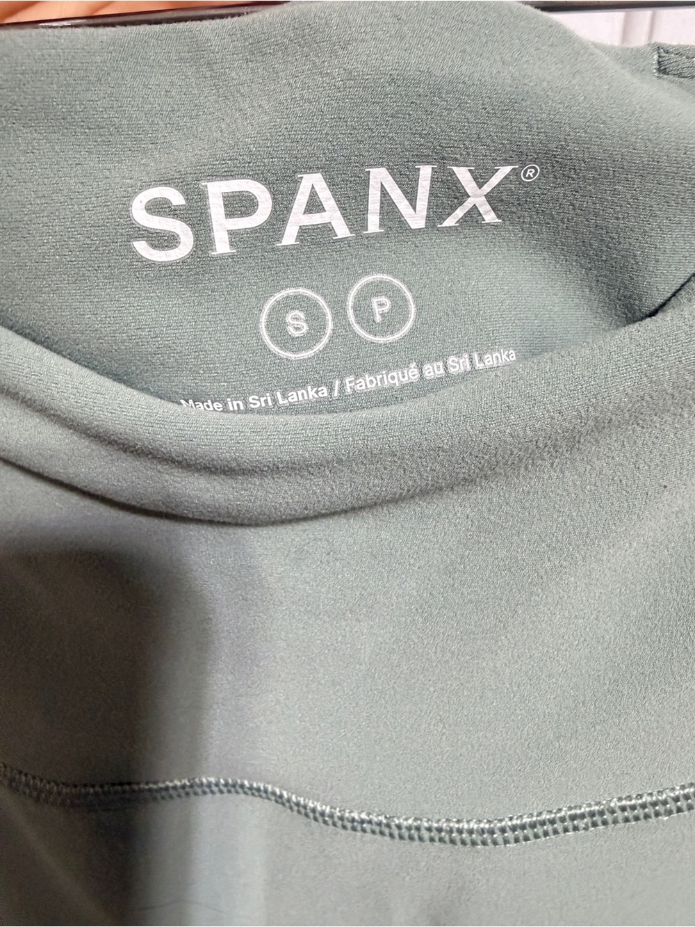 Spanx smooth seamless leggings, jacket and bra set Fennel green size small - Picture 16 of 16